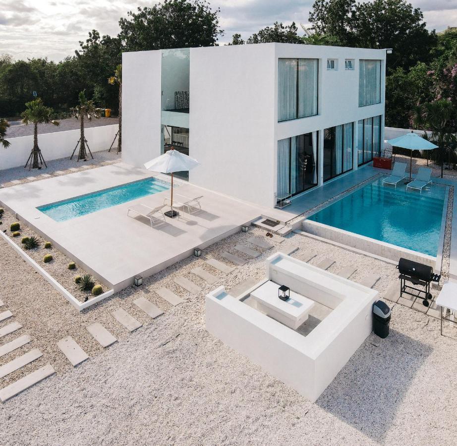 Her Huahin Pool Villa ภายนอก รูปภาพ